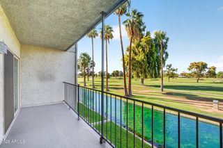 2524 S EL PARADISO Drive 40, Mesa, AZ 85202