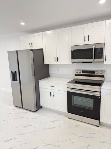 4555 Hairland Drive, West Palm Beach, FL 33415