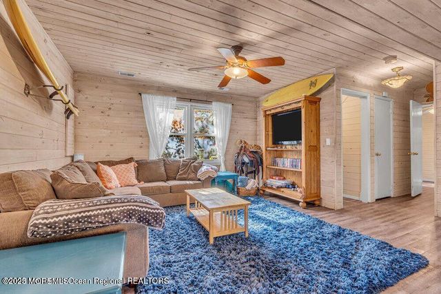 541 Frank Applegate Road, Jackson, NJ 08527