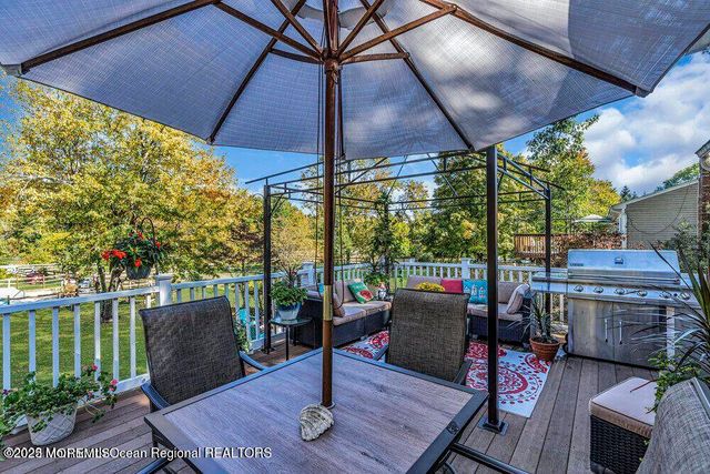 541 Frank Applegate Road, Jackson, NJ 08527