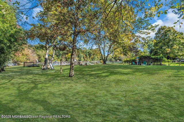 541 Frank Applegate Road, Jackson, NJ 08527