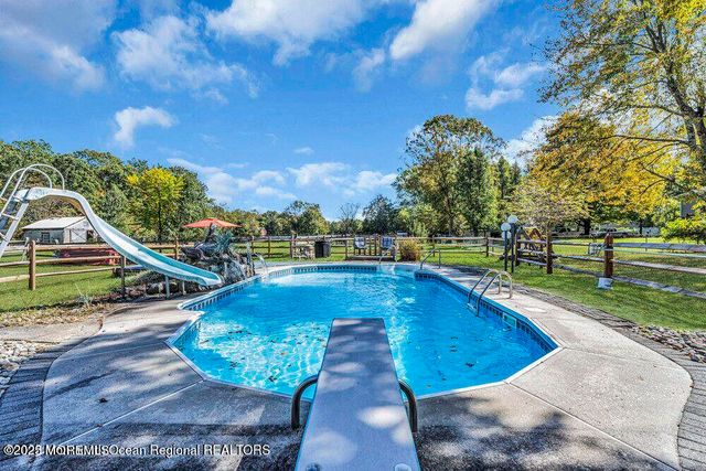 541 Frank Applegate Road, Jackson, NJ 08527