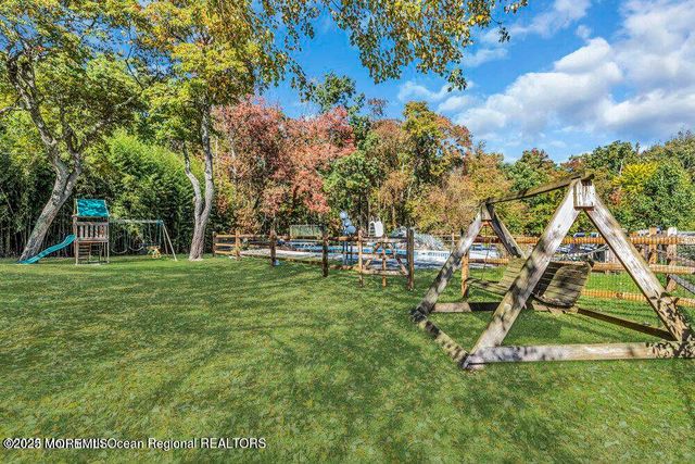 541 Frank Applegate Road, Jackson, NJ 08527