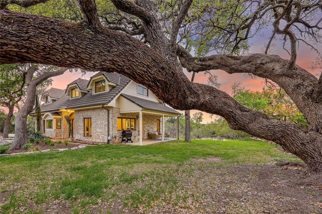 8004 Golden Oaks LN, Austin, TX 78737