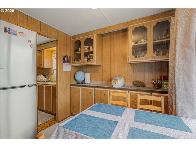 13045 Se STARK St 109, Portland, OR 97233