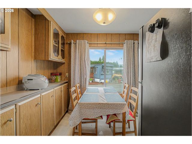 13045 Se STARK St 109, Portland, OR 97233