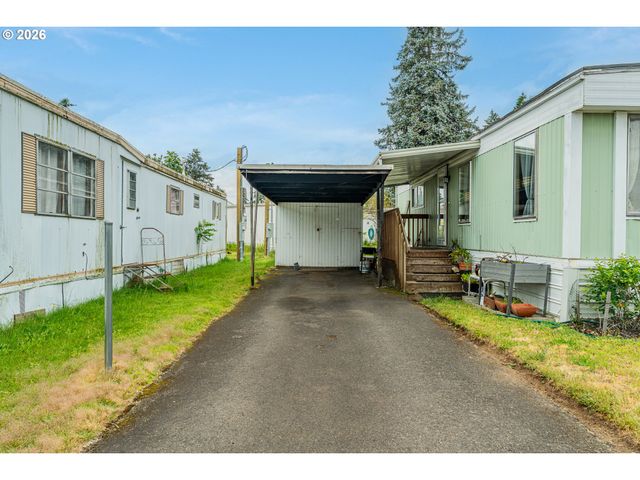 13045 Se STARK St 109, Portland, OR 97233