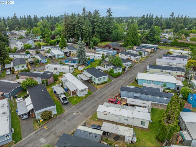 13045 Se STARK St 109, Portland, OR 97233