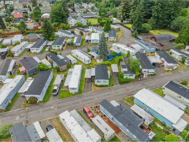 13045 Se STARK St 109, Portland, OR 97233