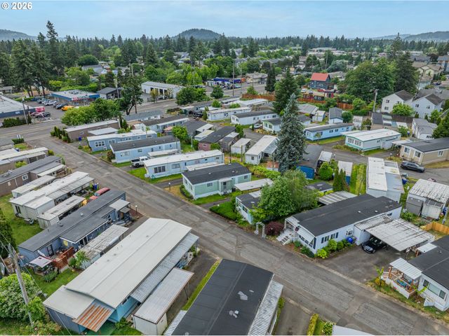 13045 Se STARK St 109, Portland, OR 97233