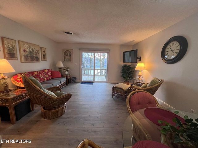 6 Lakeshore Court 105, Crossville, TN 38558