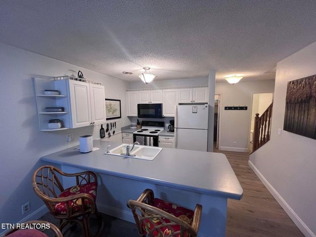 6 Lakeshore Court 105, Crossville, TN 38558