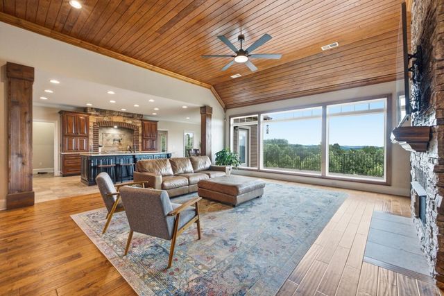9976 Deer Ridge Drive, Ooltewah, TN 37363
