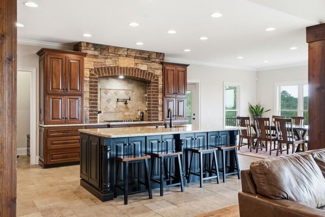 9976 Deer Ridge Drive, Ooltewah, TN 37363