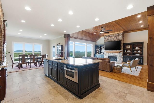 9976 Deer Ridge Drive, Ooltewah, TN 37363