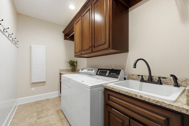 9976 Deer Ridge Drive, Ooltewah, TN 37363