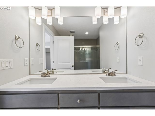 16508 Se 39TH St, Vancouver, WA 98683