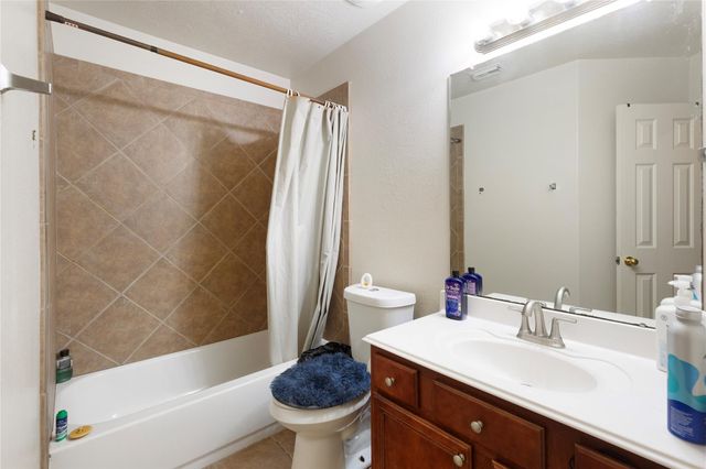 3319 Oil Baron Lane, Manvel, TX 77578