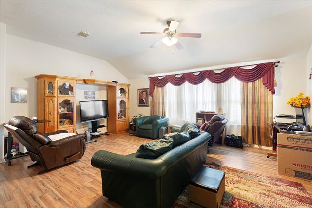 3319 Oil Baron Lane, Manvel, TX 77578