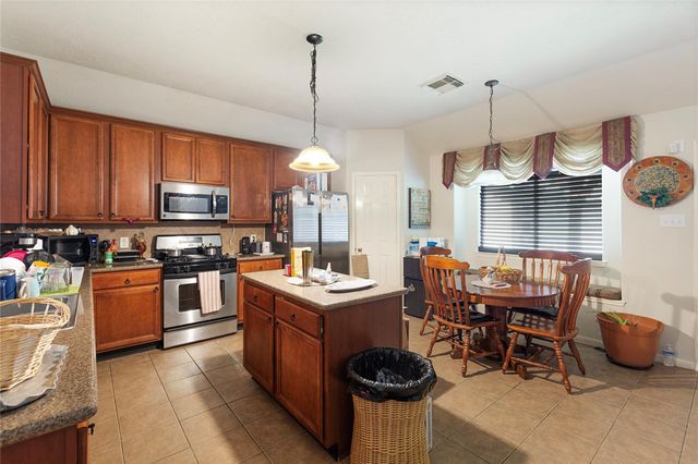 3319 Oil Baron Lane, Manvel, TX 77578