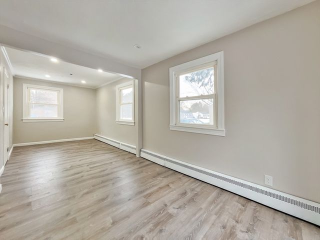 46 Holland Dr, East Longmeadow, MA 01028