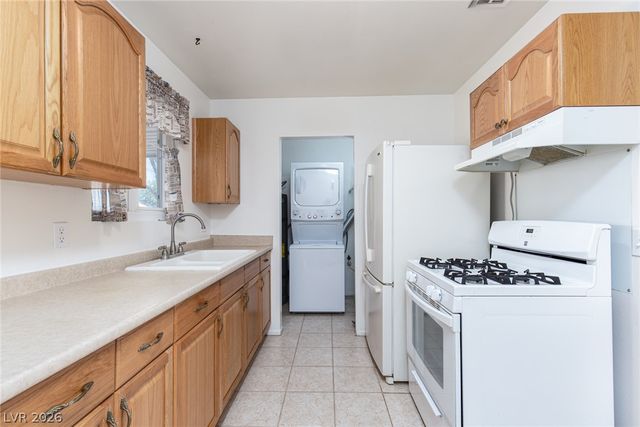5574 Northridge Lane, Las Vegas, NV 89122