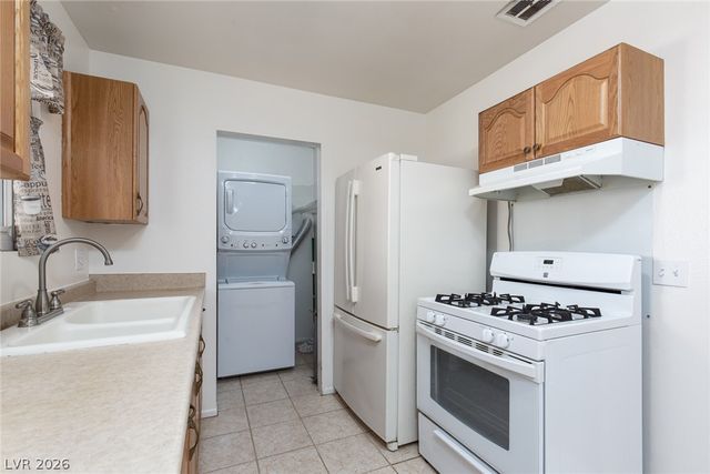 5574 Northridge Lane, Las Vegas, NV 89122