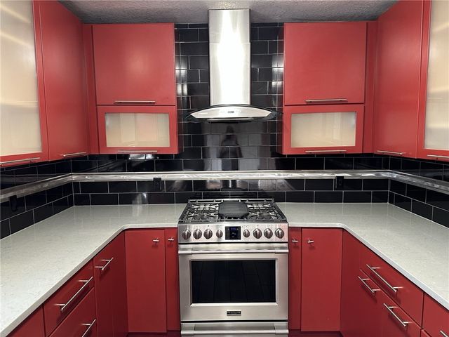 1004 SE 4Th Street, Bentonville, AR 72712