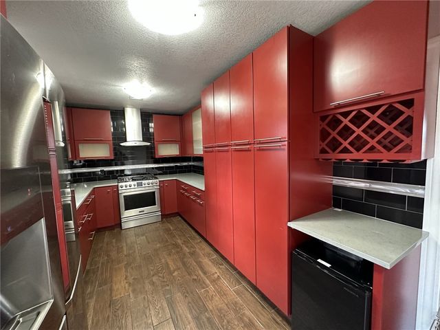 1004 SE 4Th Street, Bentonville, AR 72712