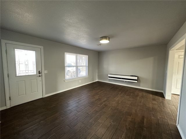 1004 SE 4Th Street, Bentonville, AR 72712