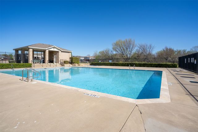 5357 Kingsknowe Parkway, Fort Worth, TX 76135