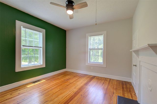 19 Clemson Street, Liberty, SC 29657