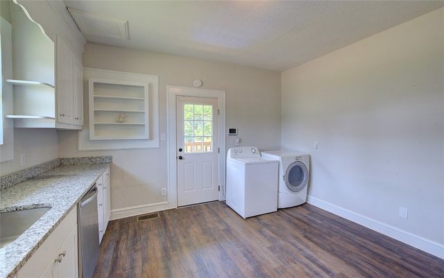 19 Clemson Street, Liberty, SC 29657