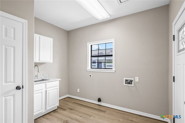 2018 County Road 125, Edna, TX 77957