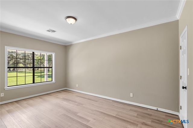 2018 County Road 125, Edna, TX 77957