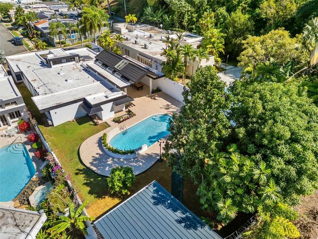 3 GARDEN HILLS ESTATES 12, Guaynabo, PR 00966