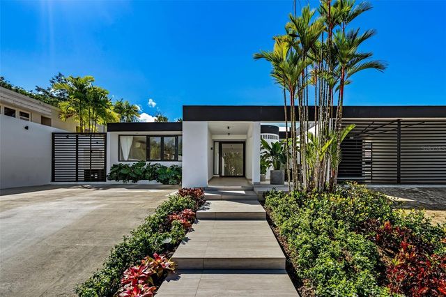 3 GARDEN HILLS ESTATES 12, Guaynabo, PR 00966