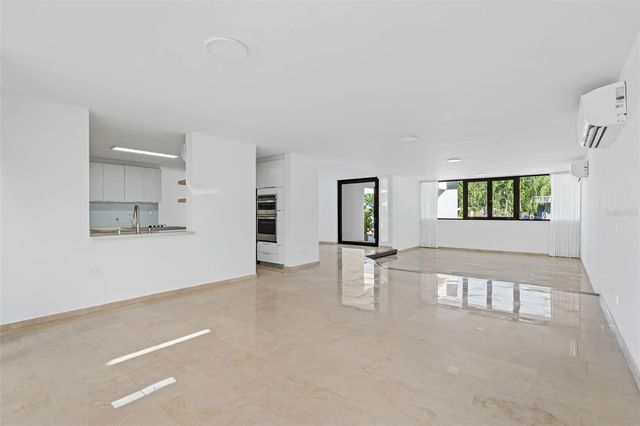 3 GARDEN HILLS ESTATES 12, Guaynabo, PR 00966