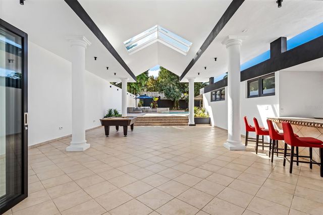 3 GARDEN HILLS ESTATES 12, Guaynabo, PR 00966