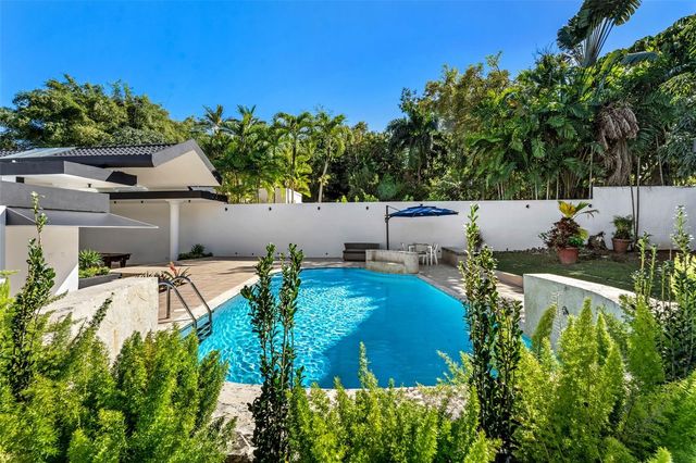 3 GARDEN HILLS ESTATES 12, Guaynabo, PR 00966