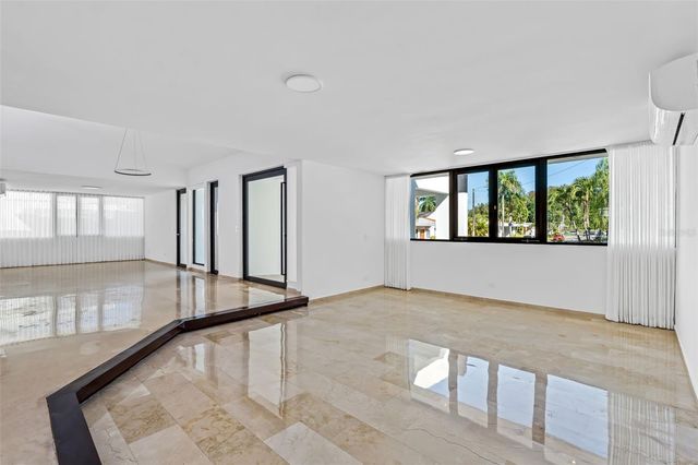 3 GARDEN HILLS ESTATES 12, Guaynabo, PR 00966