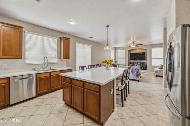 1826 E VALENCIA Drive, Phoenix, AZ 85042