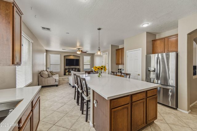 1826 E VALENCIA Drive, Phoenix, AZ 85042