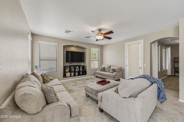1826 E VALENCIA Drive, Phoenix, AZ 85042