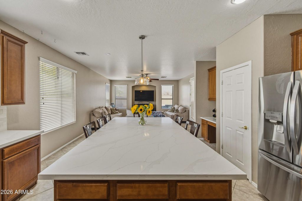 1826 E VALENCIA Drive, Phoenix, AZ 85042 — photo 3