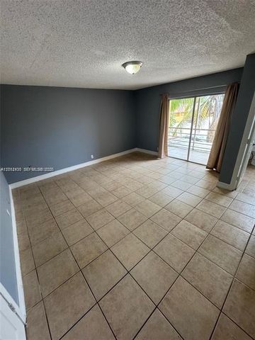 5955 NW 25th Ct 208, Sunrise, FL 33313