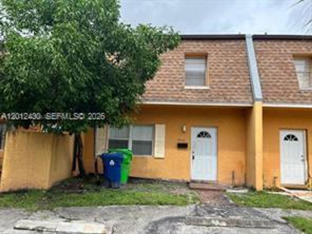 5955 NW 25th Ct 208, Sunrise, FL 33313