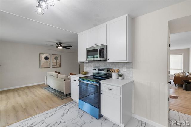 2025 Granada Drive, Florissant, MO 63033
