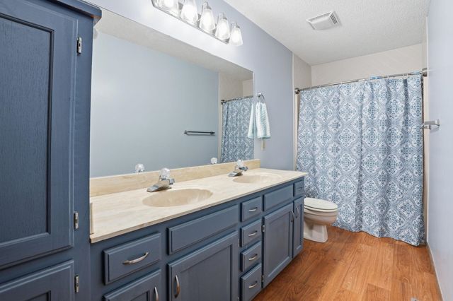 11511 W Kenny Lane, Wichita, KS 67212