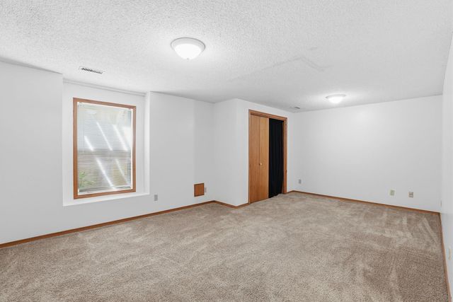 11511 W Kenny Lane, Wichita, KS 67212